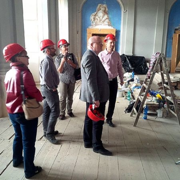 Nav&scaron;t&iacute;vil n&aacute;s ministr kultury Daniel Herman